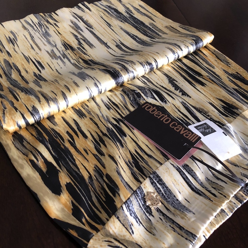 ABFAB! ROBERTO CAVALLI SILK PENCIL SKIRT WITH TAGS